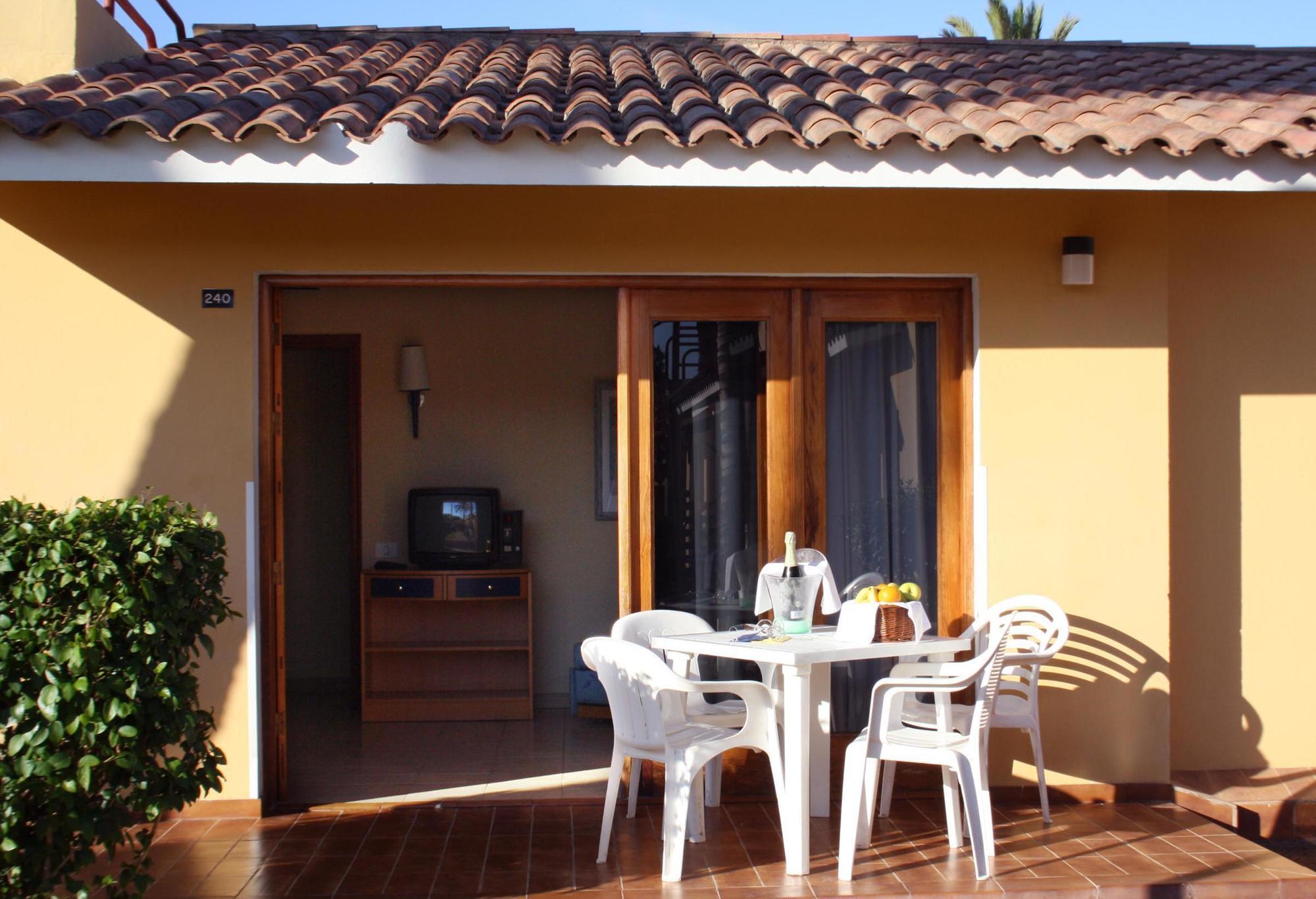 Bungalows Parque Bali Con Aire Acondicionado 马斯帕洛马斯 外观 照片